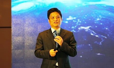 杨冰之：数据驱动行业融合升维