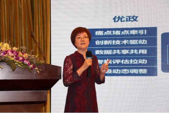 赢博集团总经理、研究院院长 郑爱军